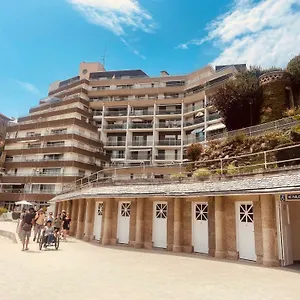 https://appartement-dinard-plage.inbrittany.com